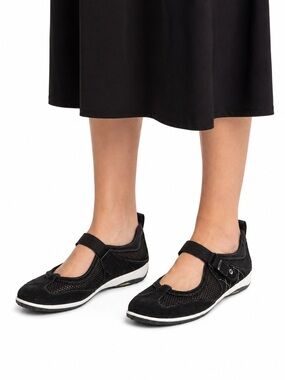 Size 8 Merrell Women’s Lorelei Emme Black Mary Jane Mesh Performance Shoes